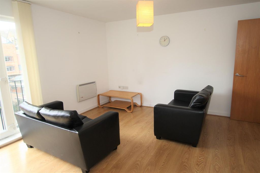 Property photo 3 of 9