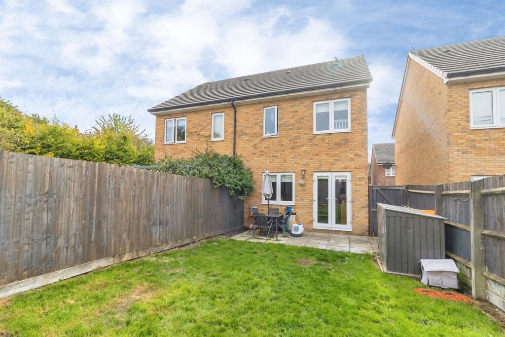 Property photo 2 of 14