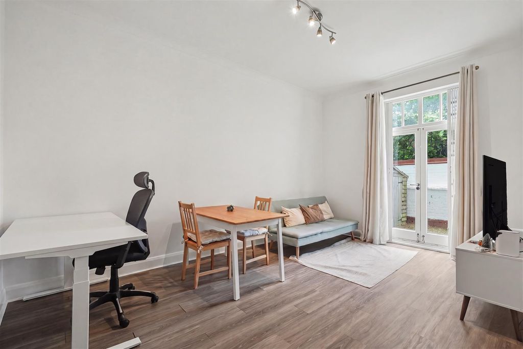 Property photo 3 of 11 3.Jpg