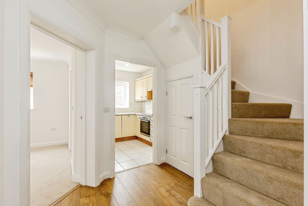 Property photo 2 of 13 Pbox-Img.Jpg