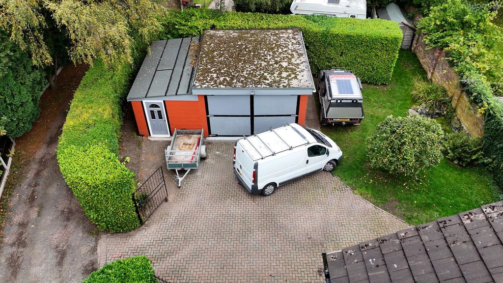 Property photo 2 of 31 Dji_0099.00_16_57_08.Still143.Jpg