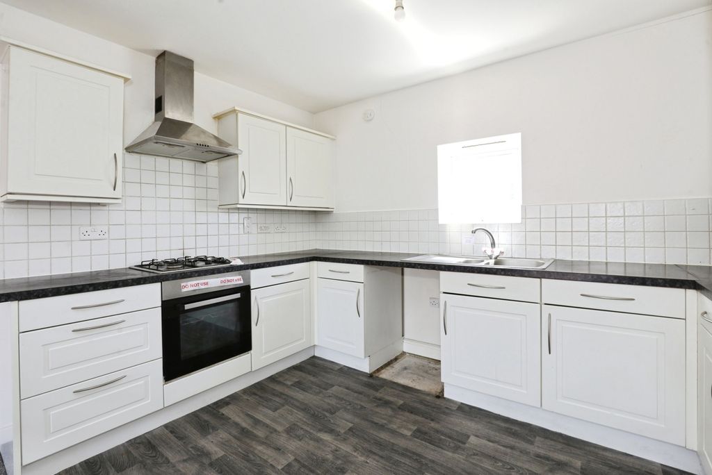 Property photo 2 of 18 Pbox-Img.Jpg
