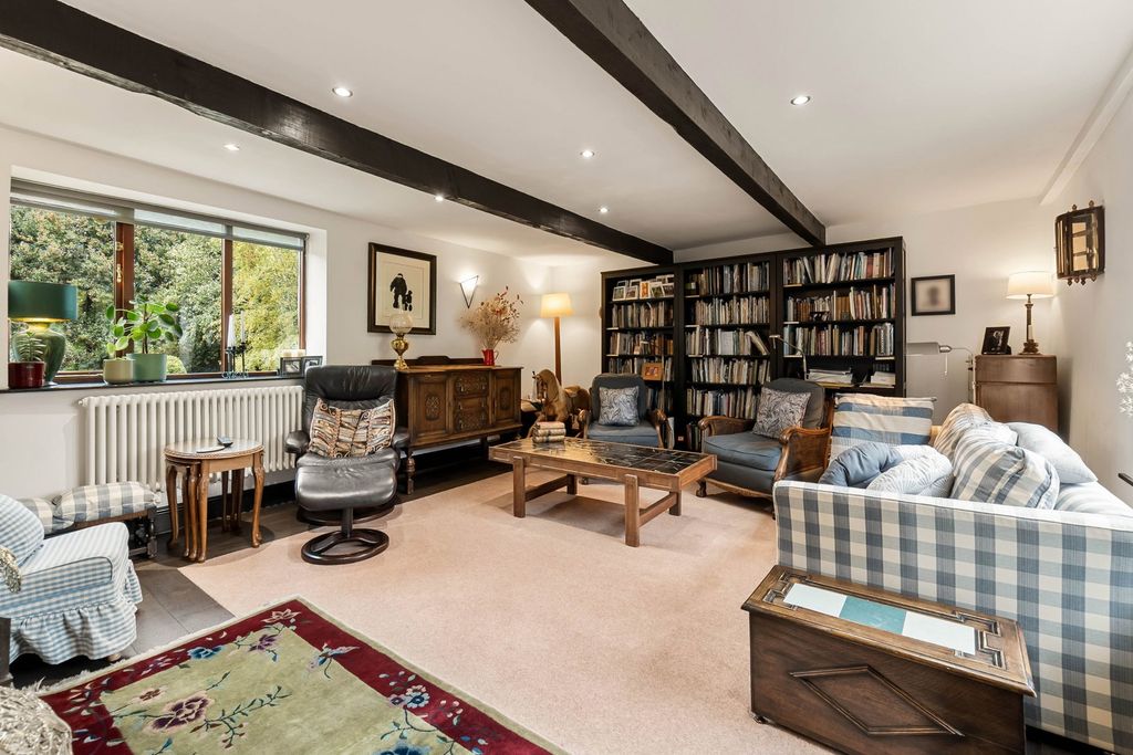 Property photo 2 of 45