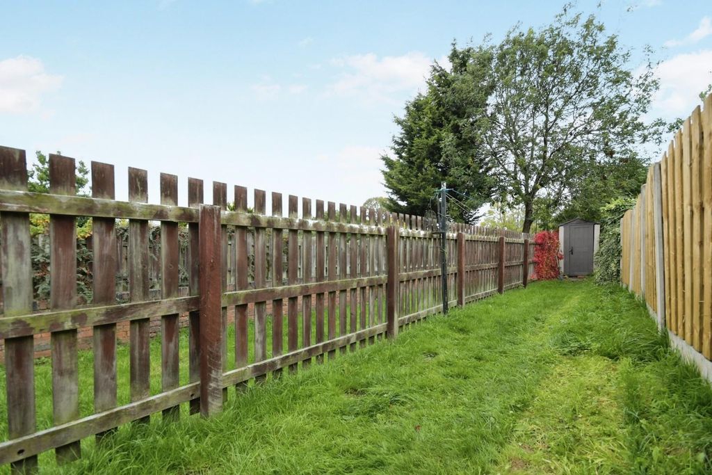 Property photo 2 of 16 Rear 02.Jpg