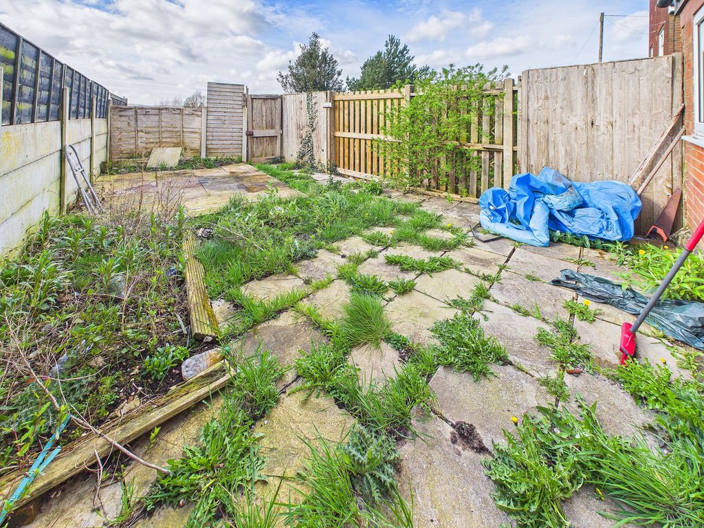 Property photo 2 of 14