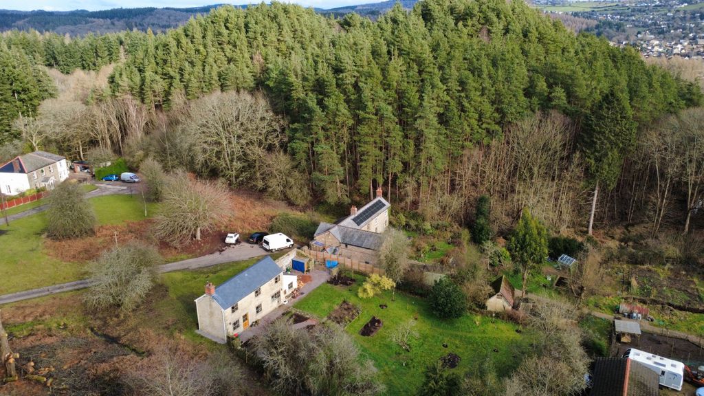 Property photo 3 of 21