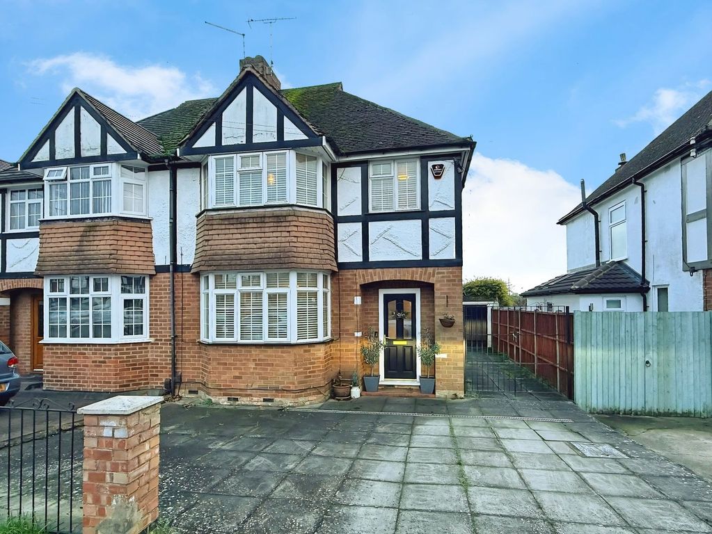Property photo 1 of 22