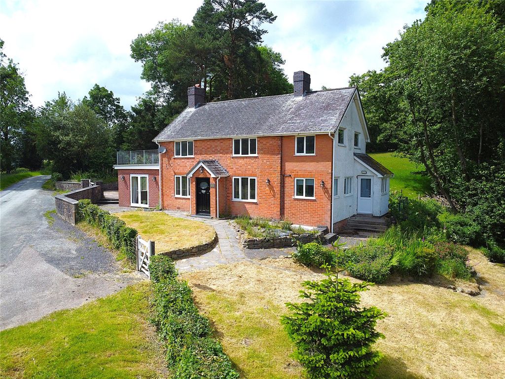 Property photo 1 of 39 Picture No. 37