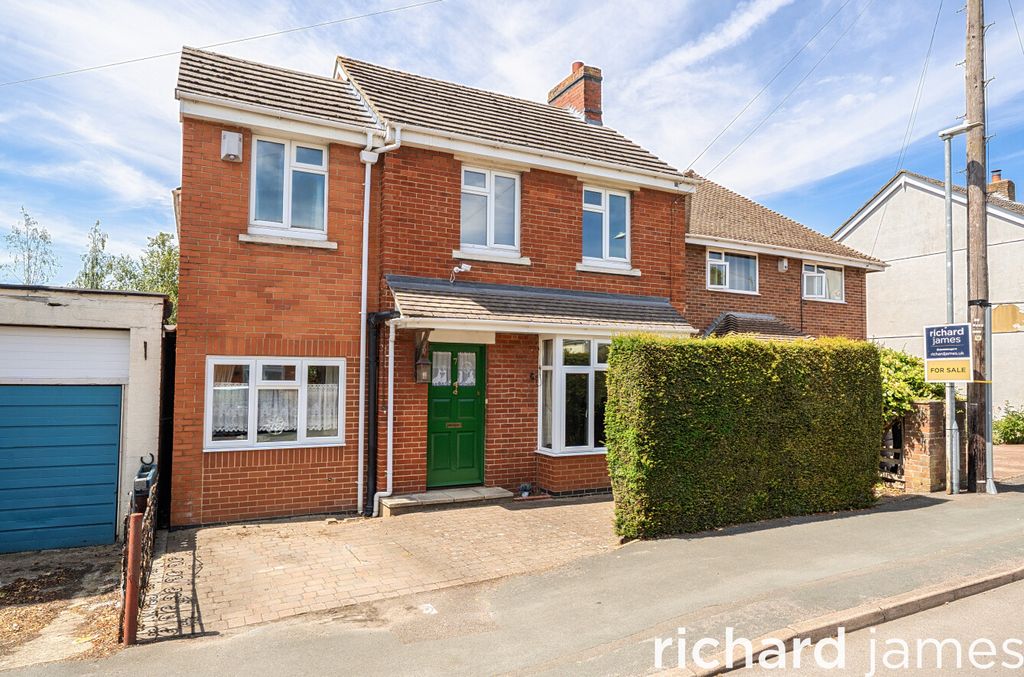 Property photo 1 of 19 70A5066A36Df4E108c97d5c517Da0B6d
