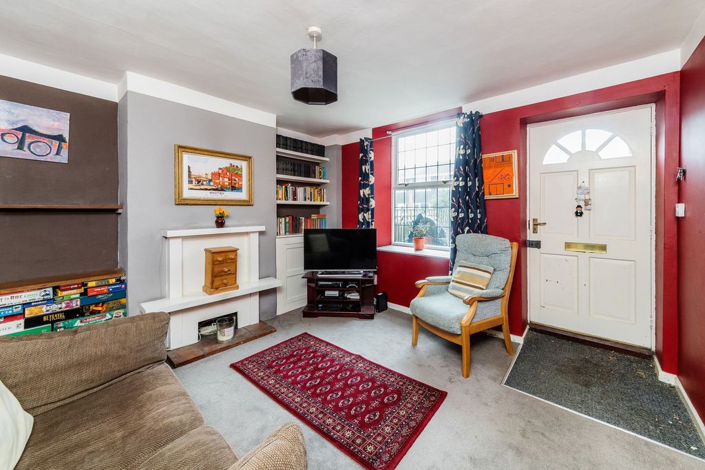 Property photo 3 of 25