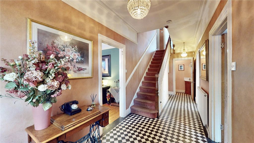 Property photo 2 of 45 Picture No. 38