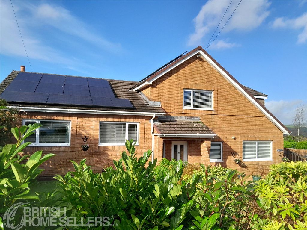 Property photo 2 of 22 Picture No. 25