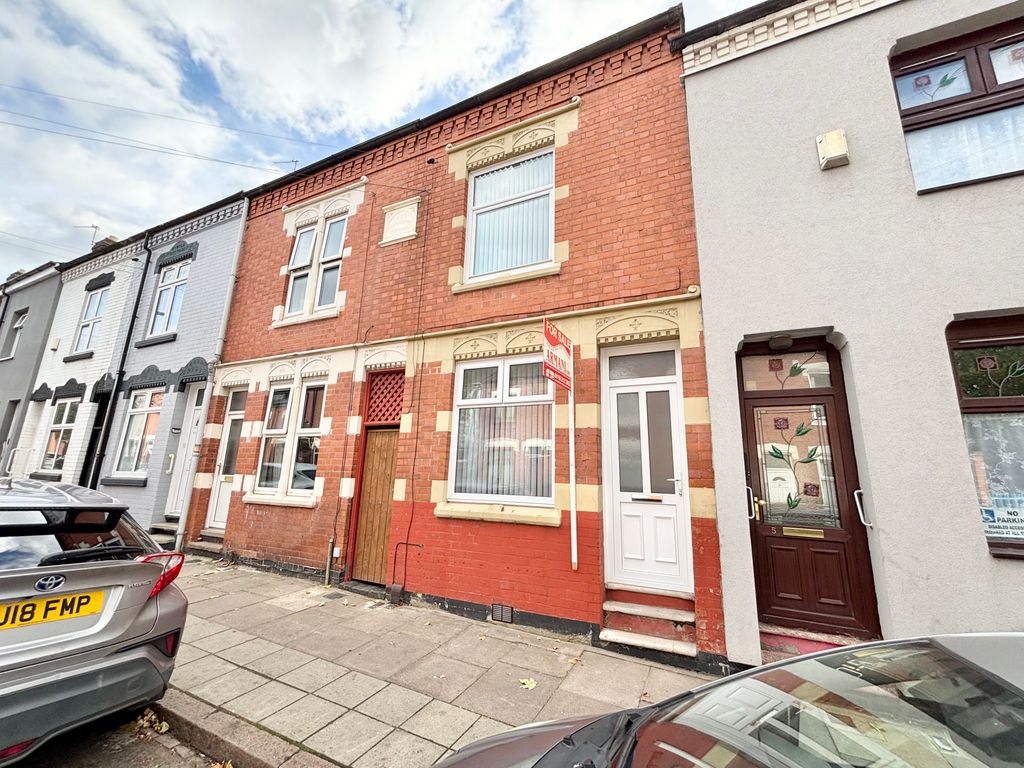 Property photo 2 of 13