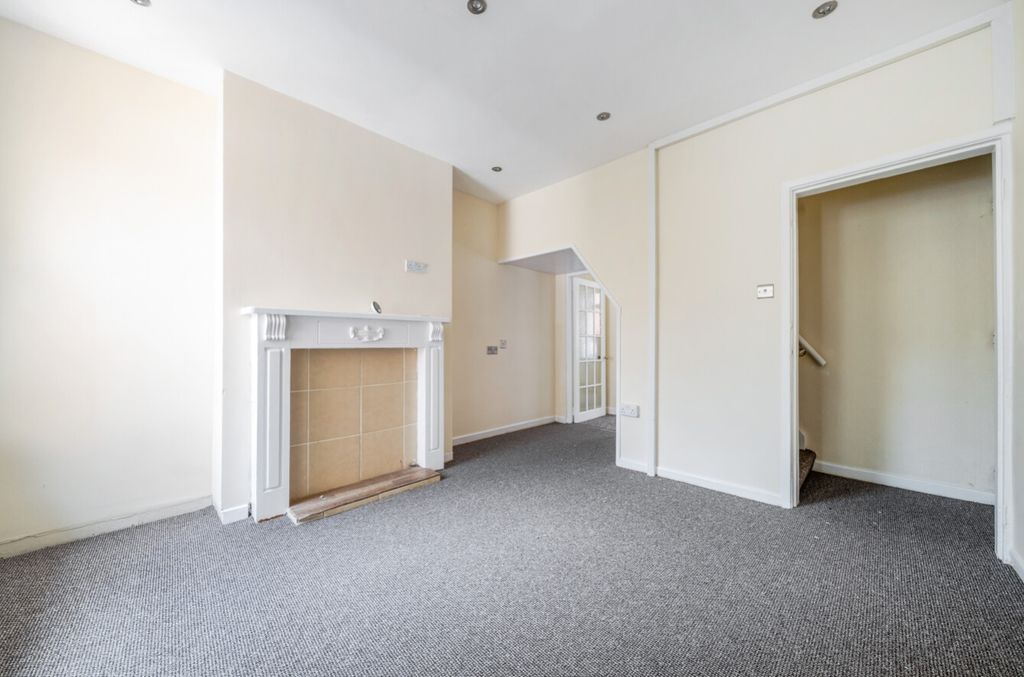 Property photo 3 of 12 1466356-4-6A0c58F08E55d