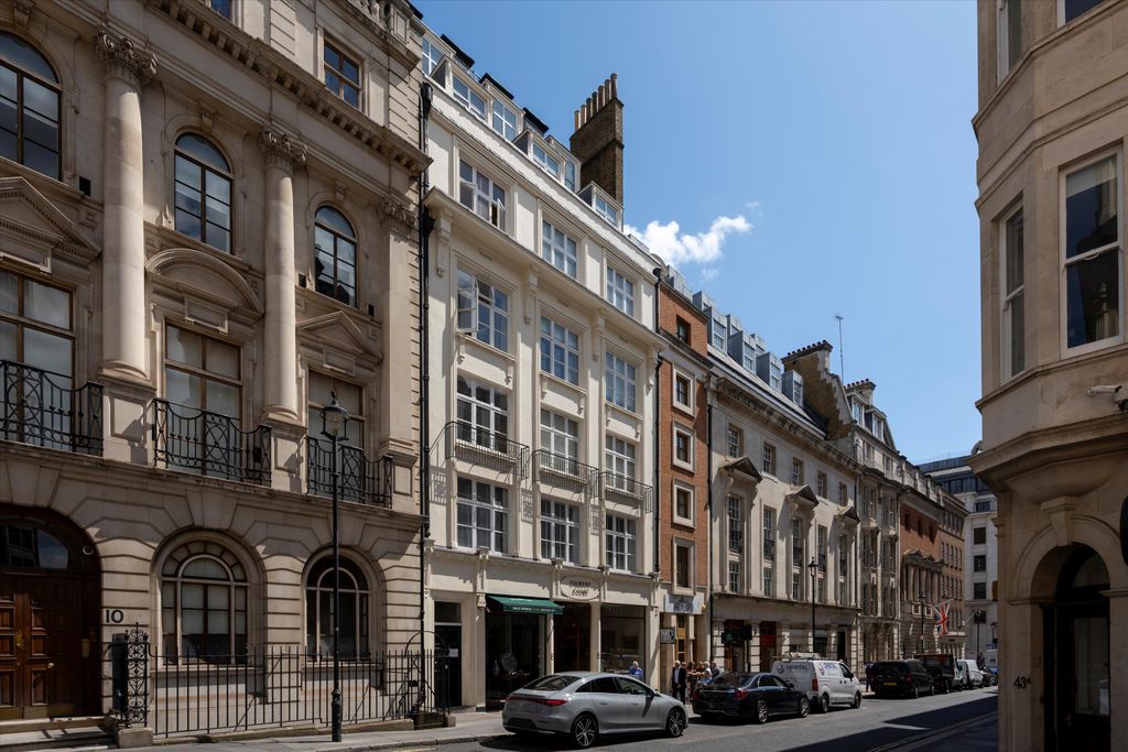 Property photo 3 of 7 Image