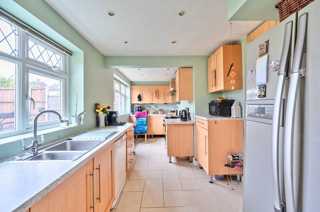 Property photo 3 of 11 1406272-14-6980B1...