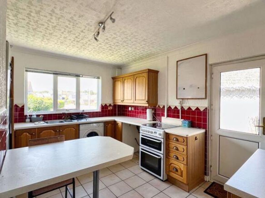 Property photo 3 of 26