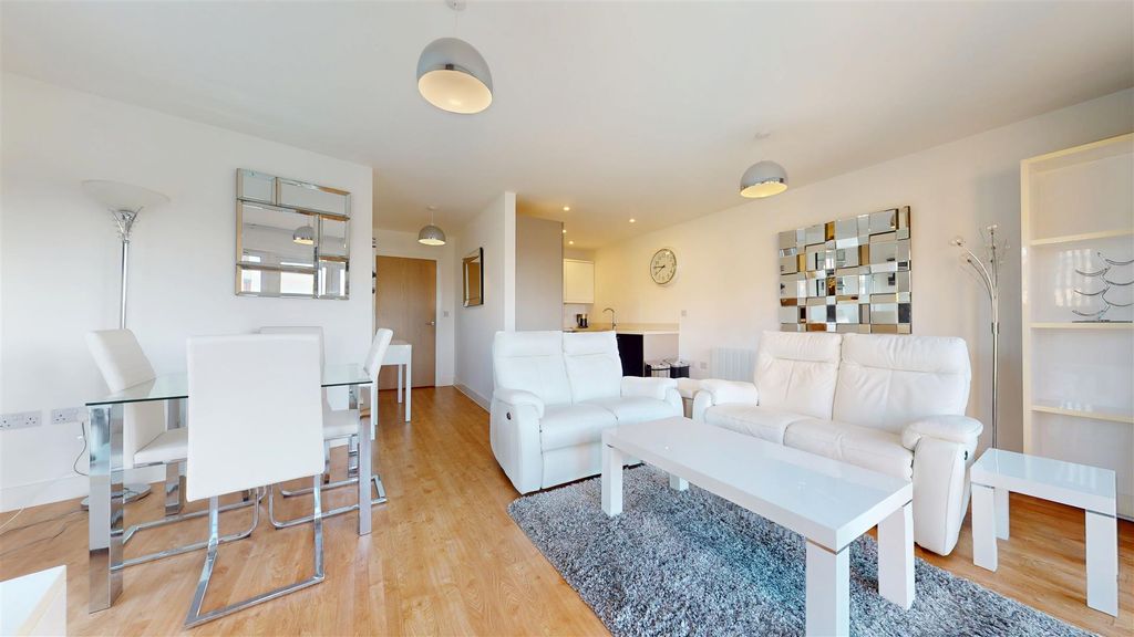 Property photo 3 of 13 01162026_210707.Jpg