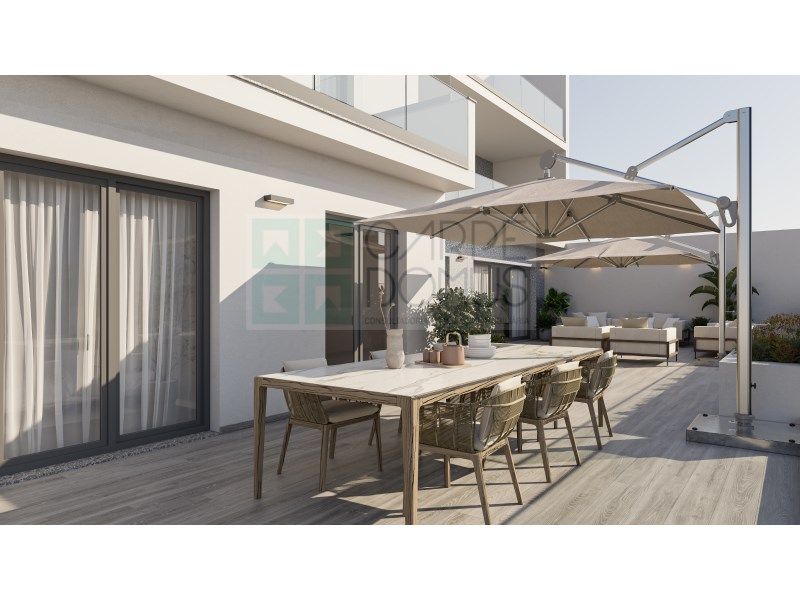 Property photo 1 of 60