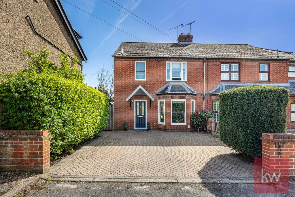 Property photo 1 of 28