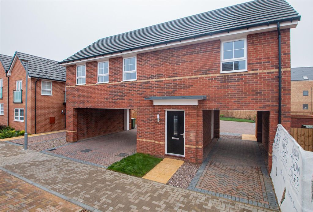 Property photo 1 of 12 Loth_12.Jpg