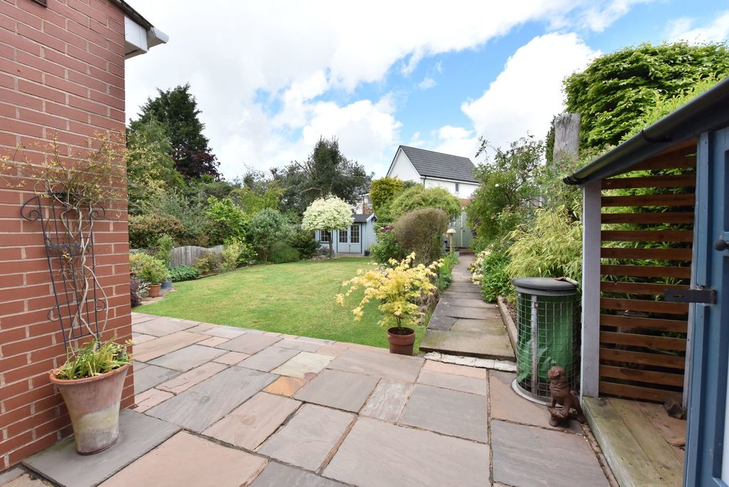 Property photo 3 of 35
