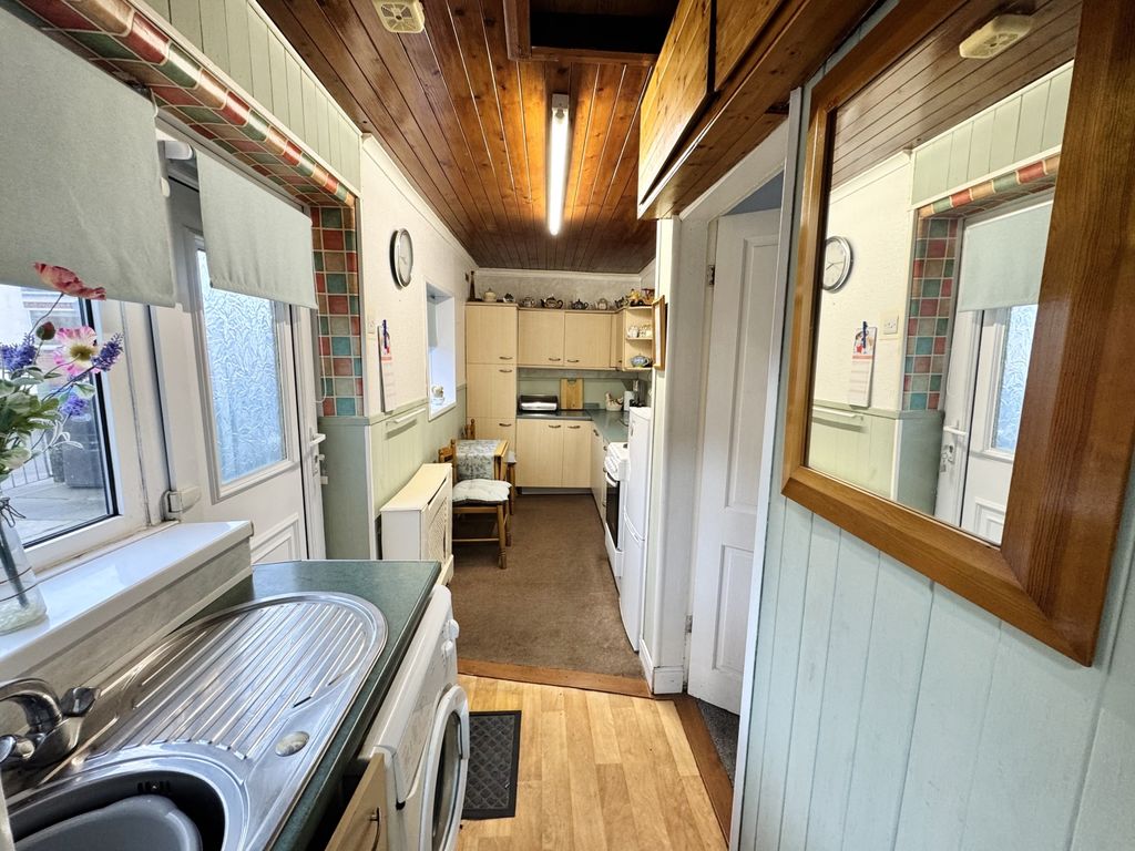 Property photo 3 of 9 Img_2978