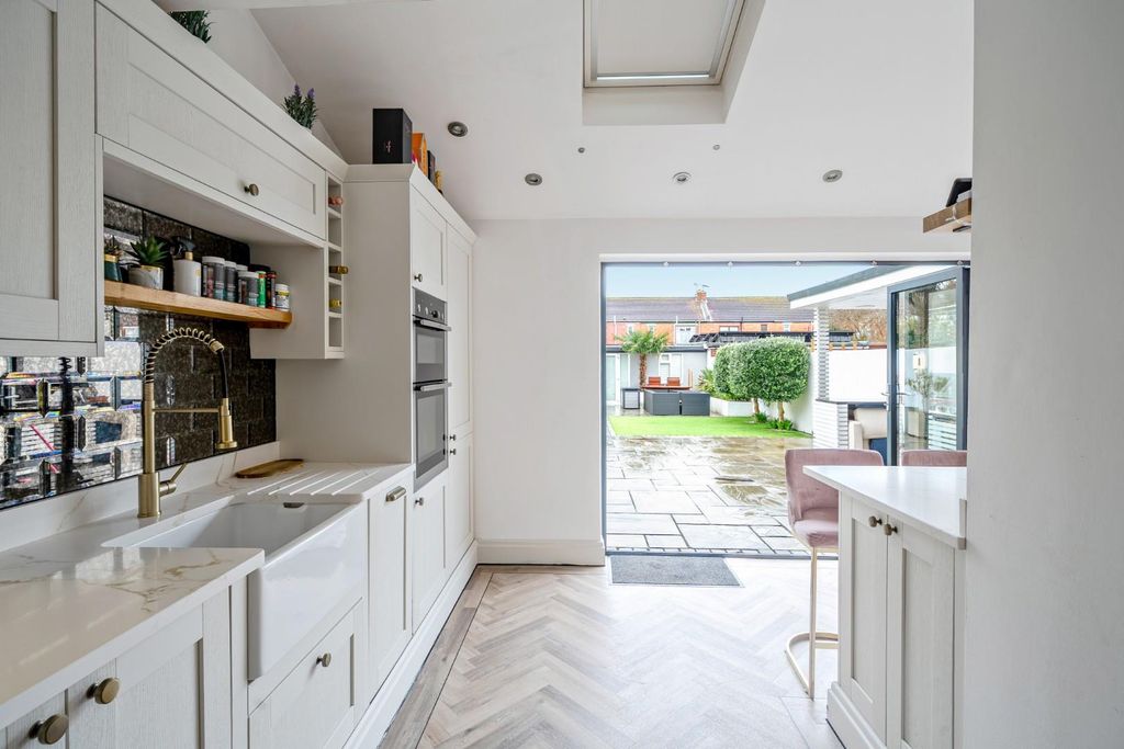 Property photo 2 of 20 1-6984B9514426B-1408776-17-698477042Ab51-1.Jpg