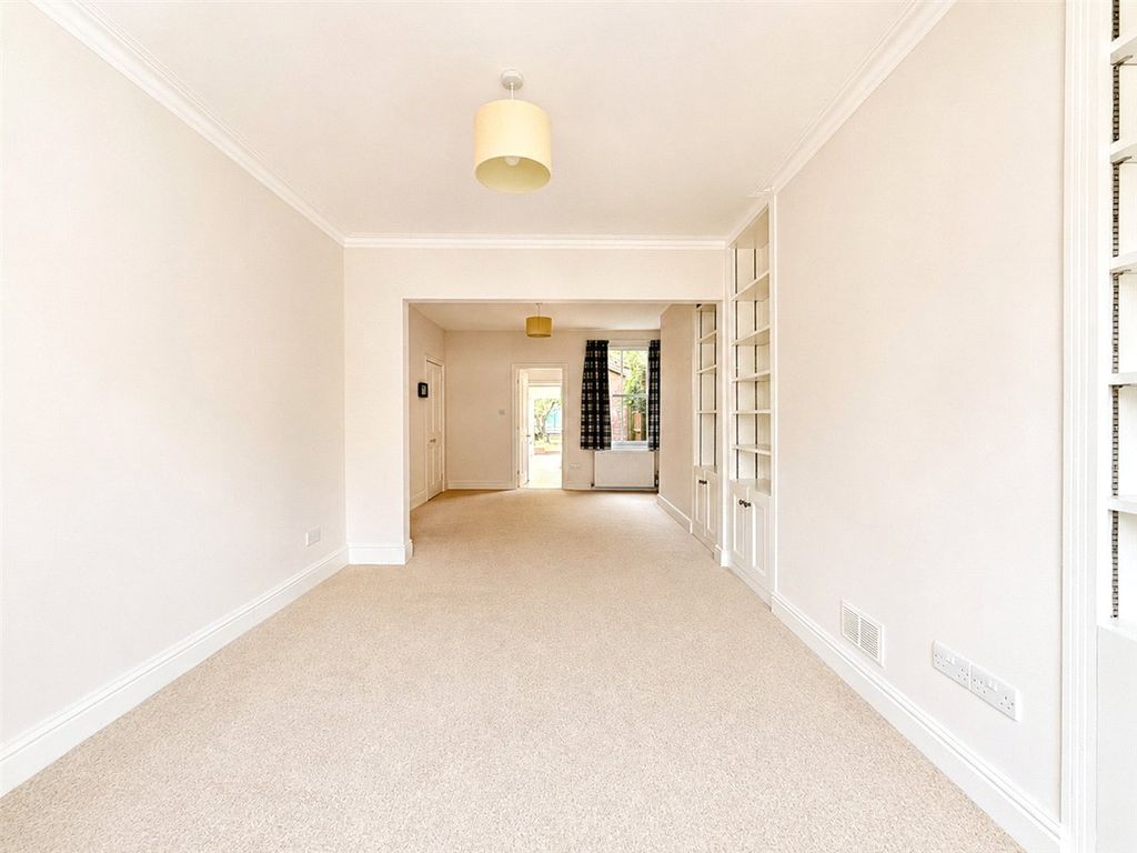 Property photo 2 of 15 Picture No. 03