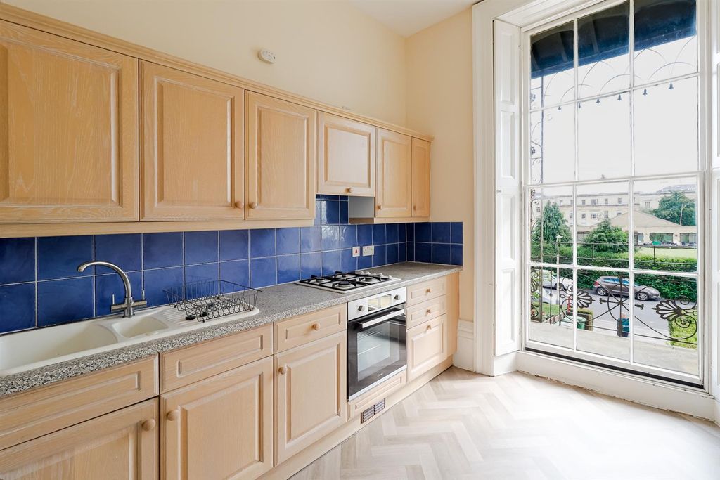 Property photo 2 of 24 Kitchen (4).Jpg