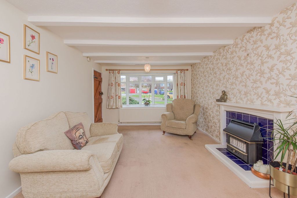 Property photo 3 of 17