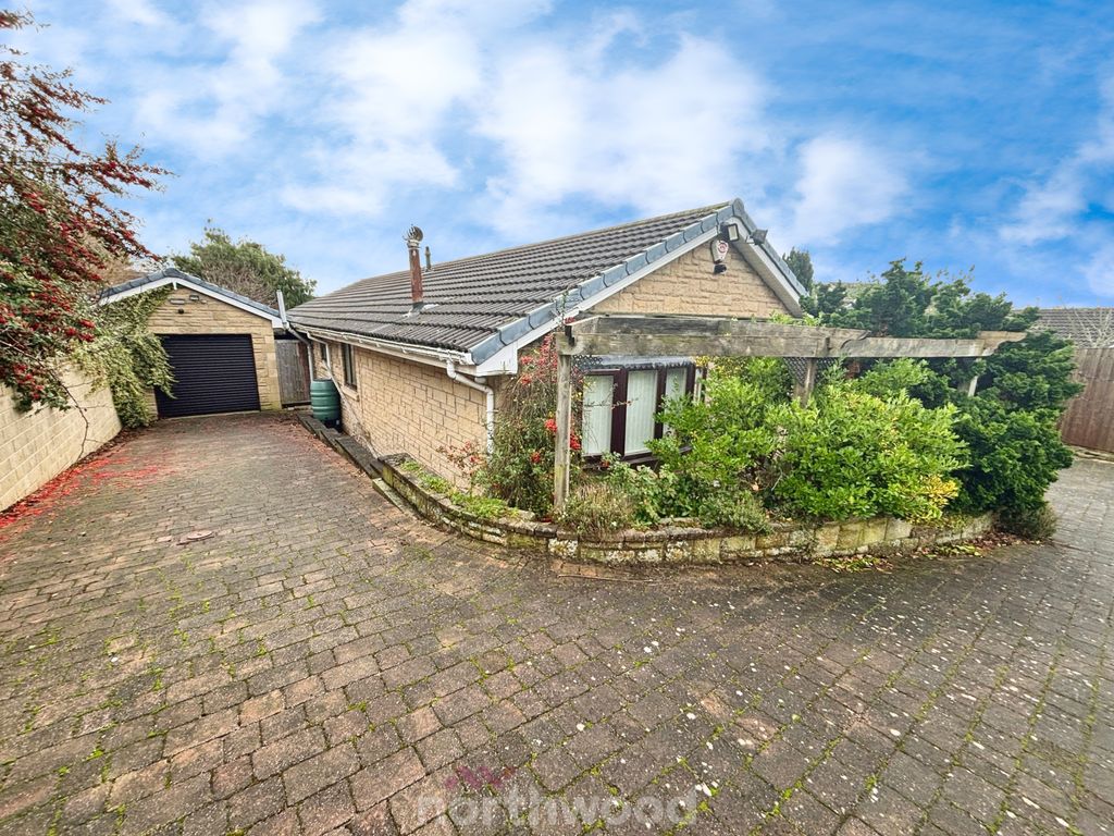 Property photo 1 of 36