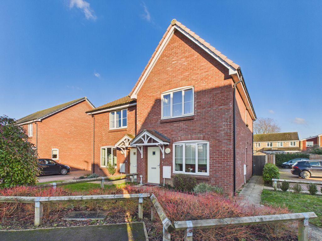 Property photo 1 of 16 Cam02519G0-Pr0383-Still001