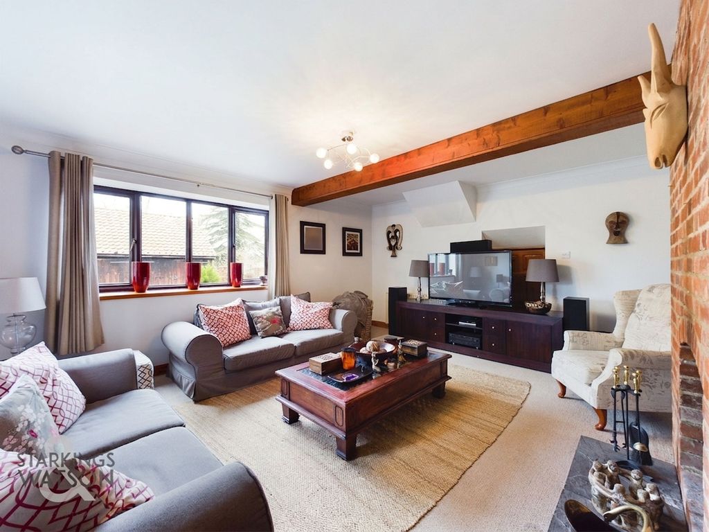 Property photo 2 of 22