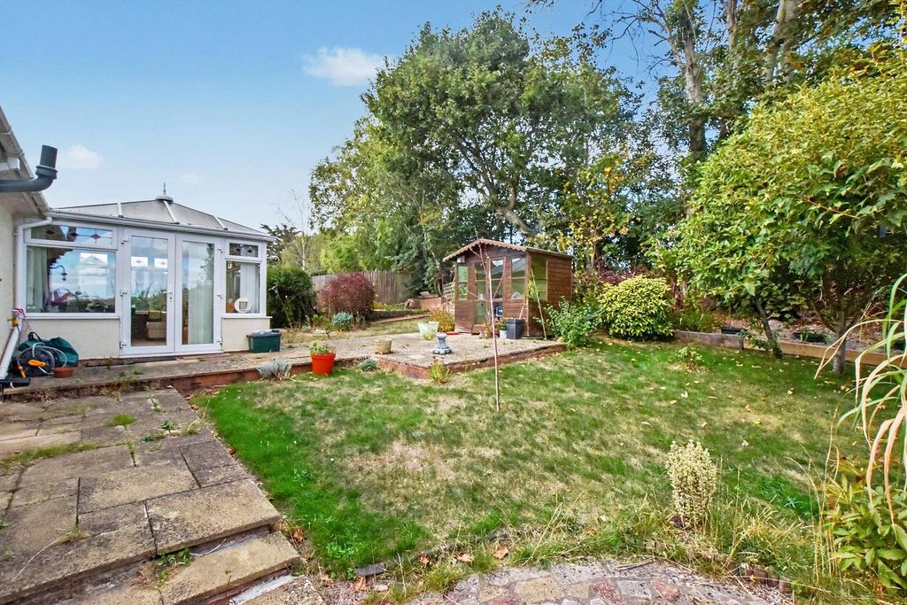 Property photo 2 of 18 Picture No. 41
