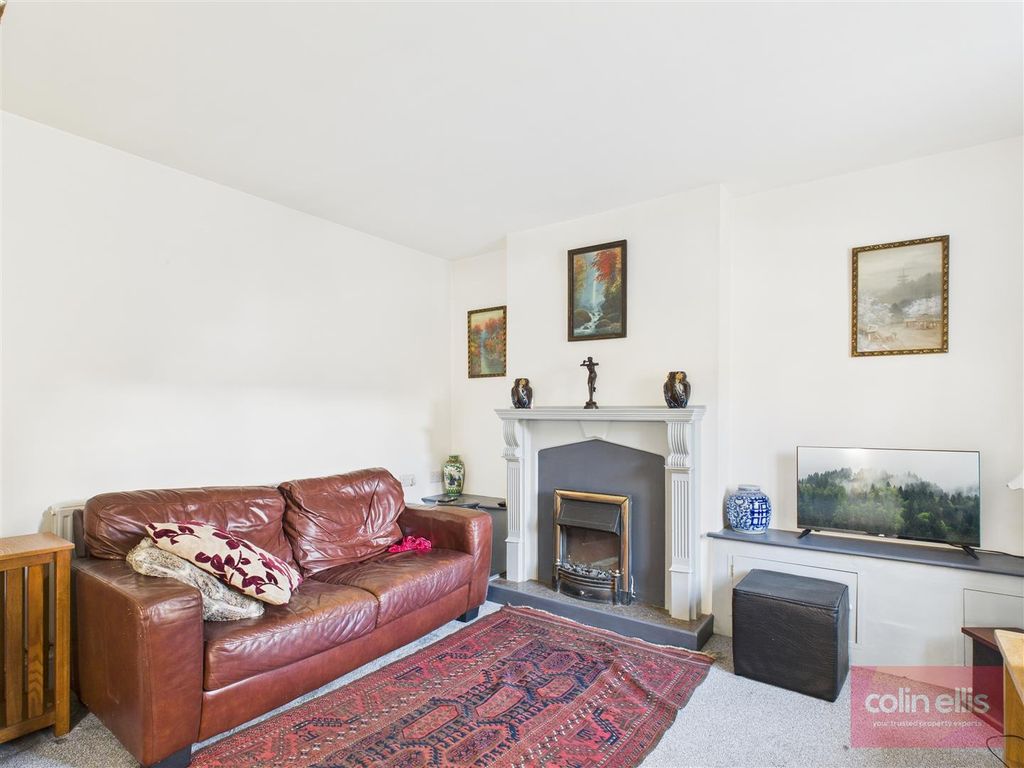 Property photo 3 of 21 Cam05075G0-Pr0233-Still009.Jpg