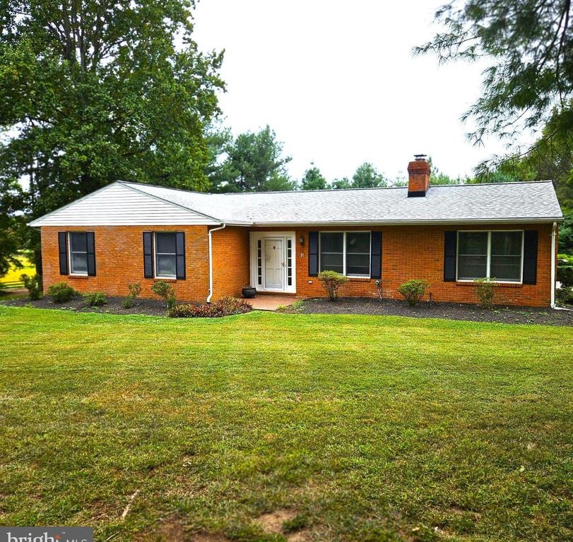 Property photo 1 of 21