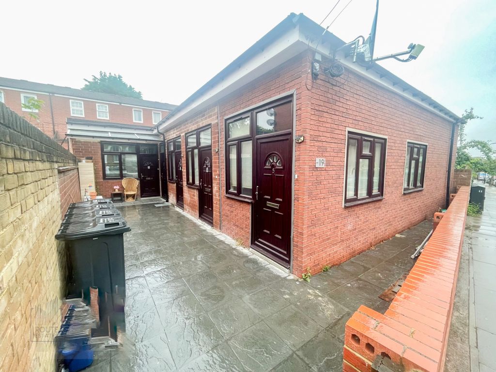 Property photo 3 of 4 Photo 1