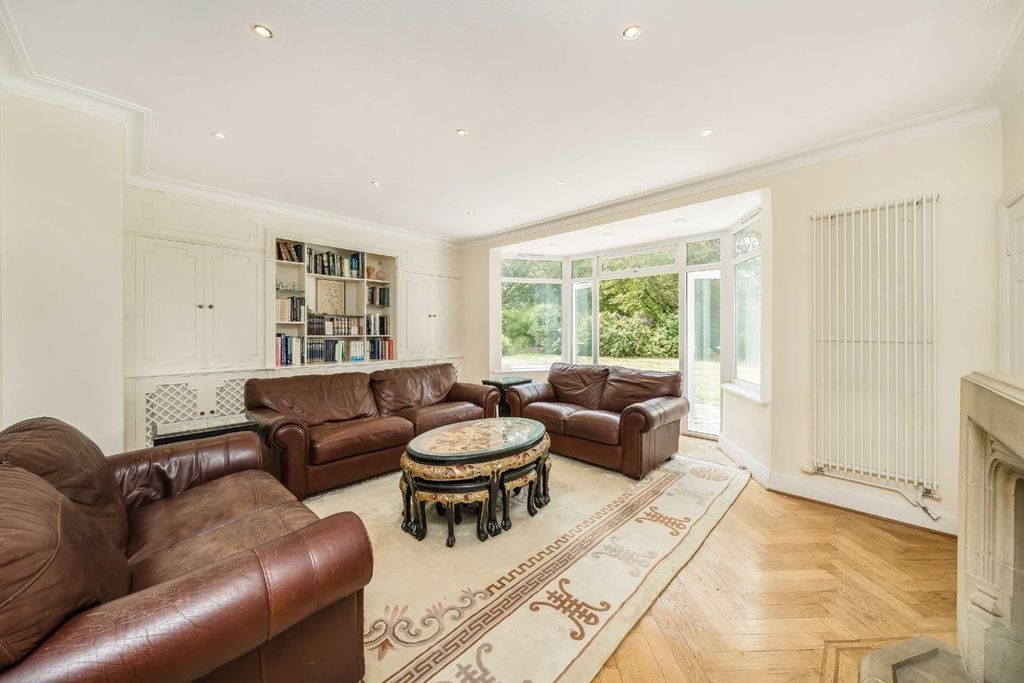 Property photo 2 of 15