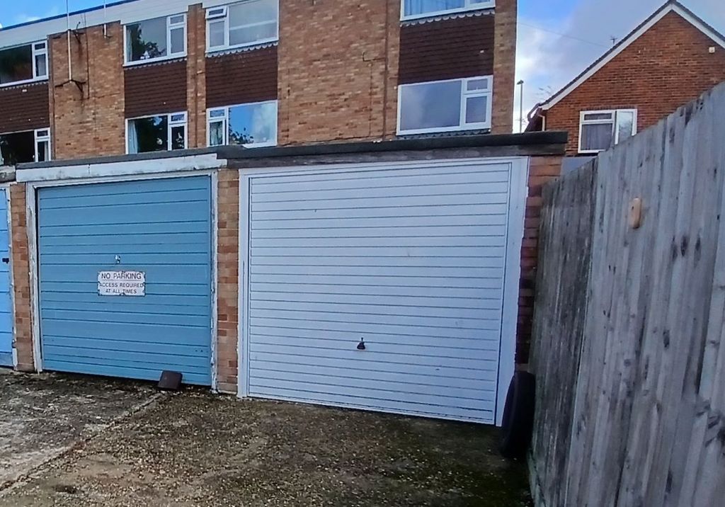 Property photo 1 of 3