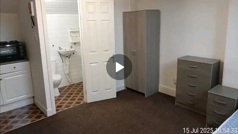 Property photo 1 of 6 A Neatly Arranged Double Bedroom Featuring A Wardr...