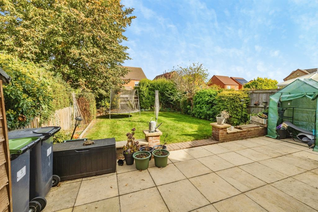 Property photo 3 of 17