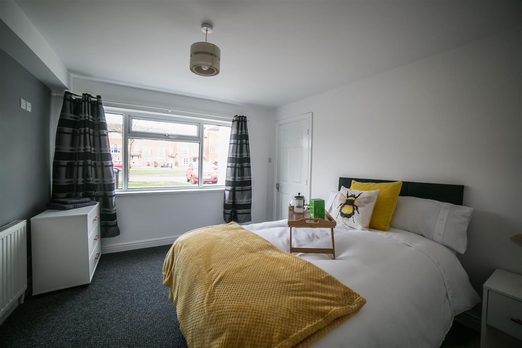 Property photo 1 of 43 Rf9A4454.Jpg