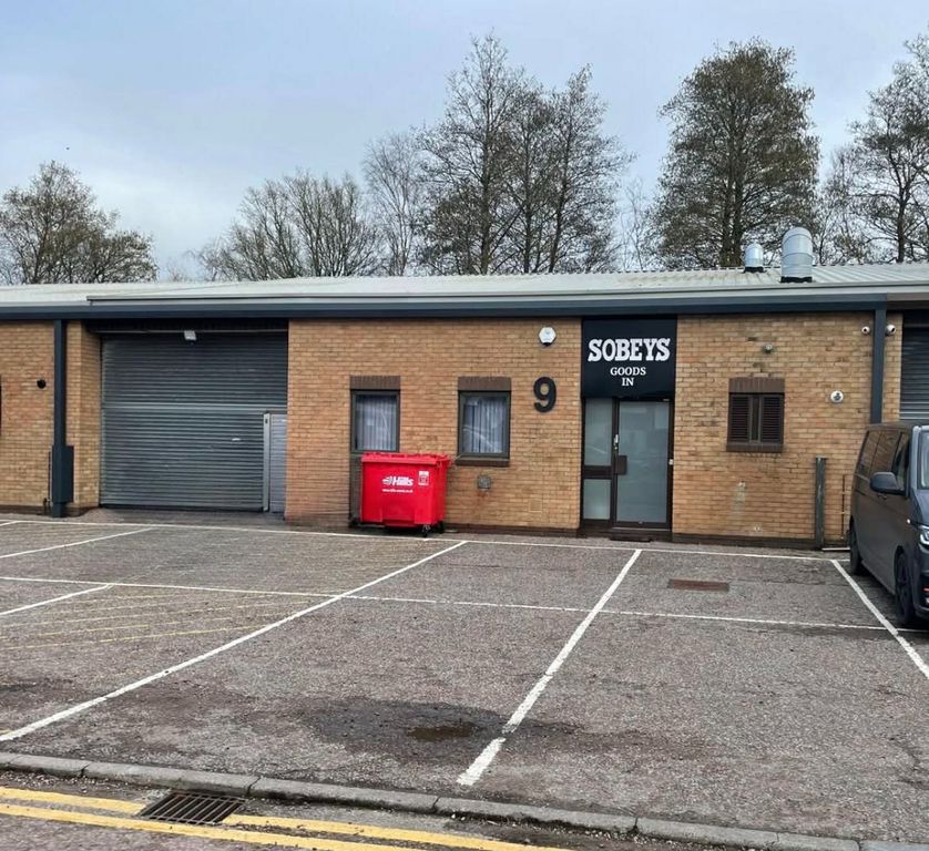 Property photo 1 of 9