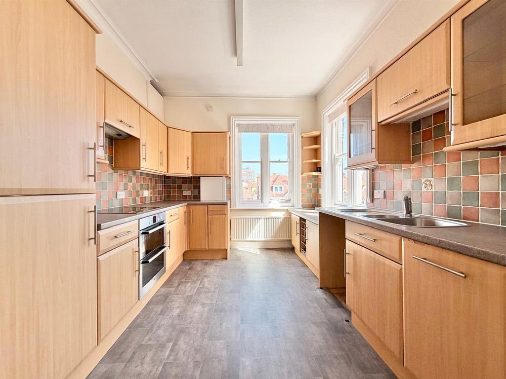 Property photo 3 of 30 25.Jpg