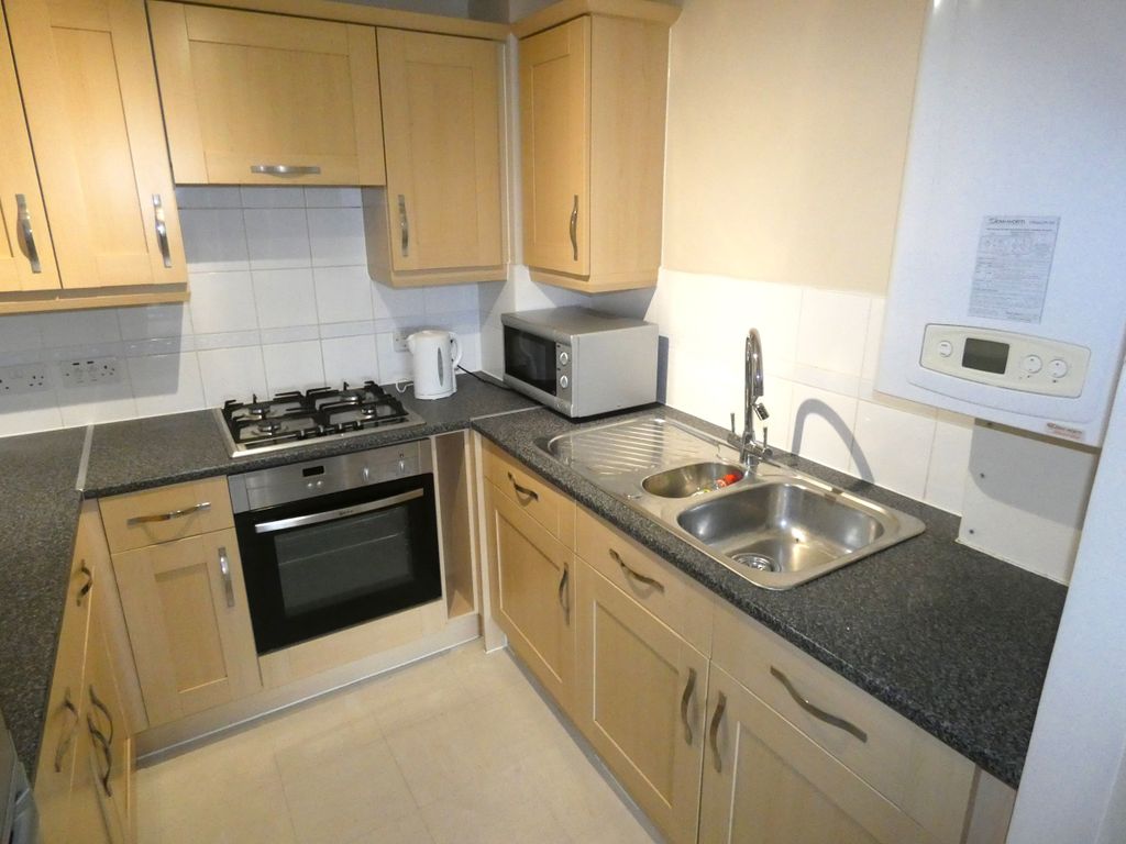Property photo 3 of 11