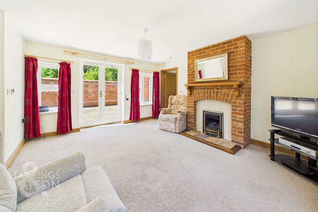 Property photo 3 of 30