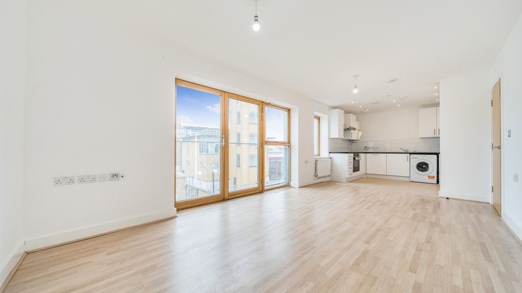 Property photo 2 of 16