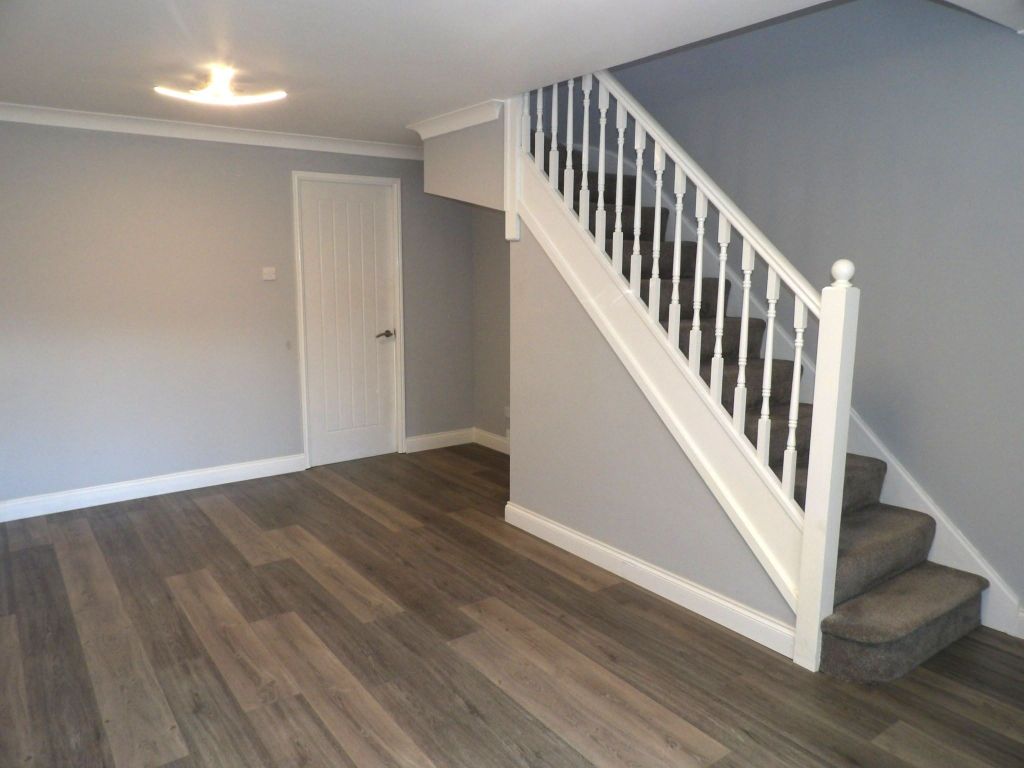 Property photo 2 of 12 Photograph 2