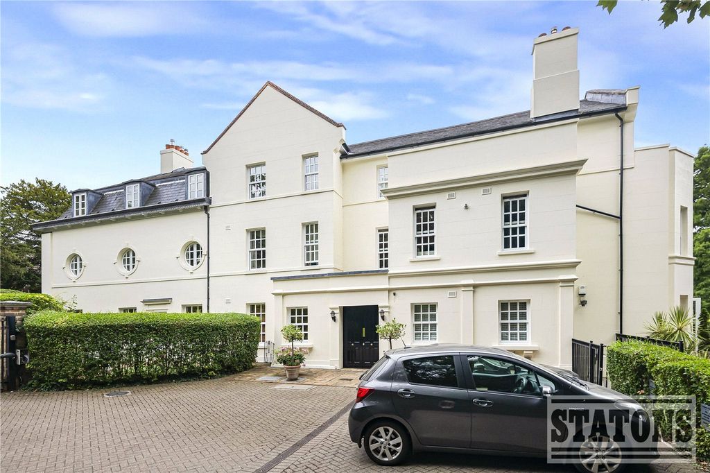 Property photo 1 of 25 Picture No. 33